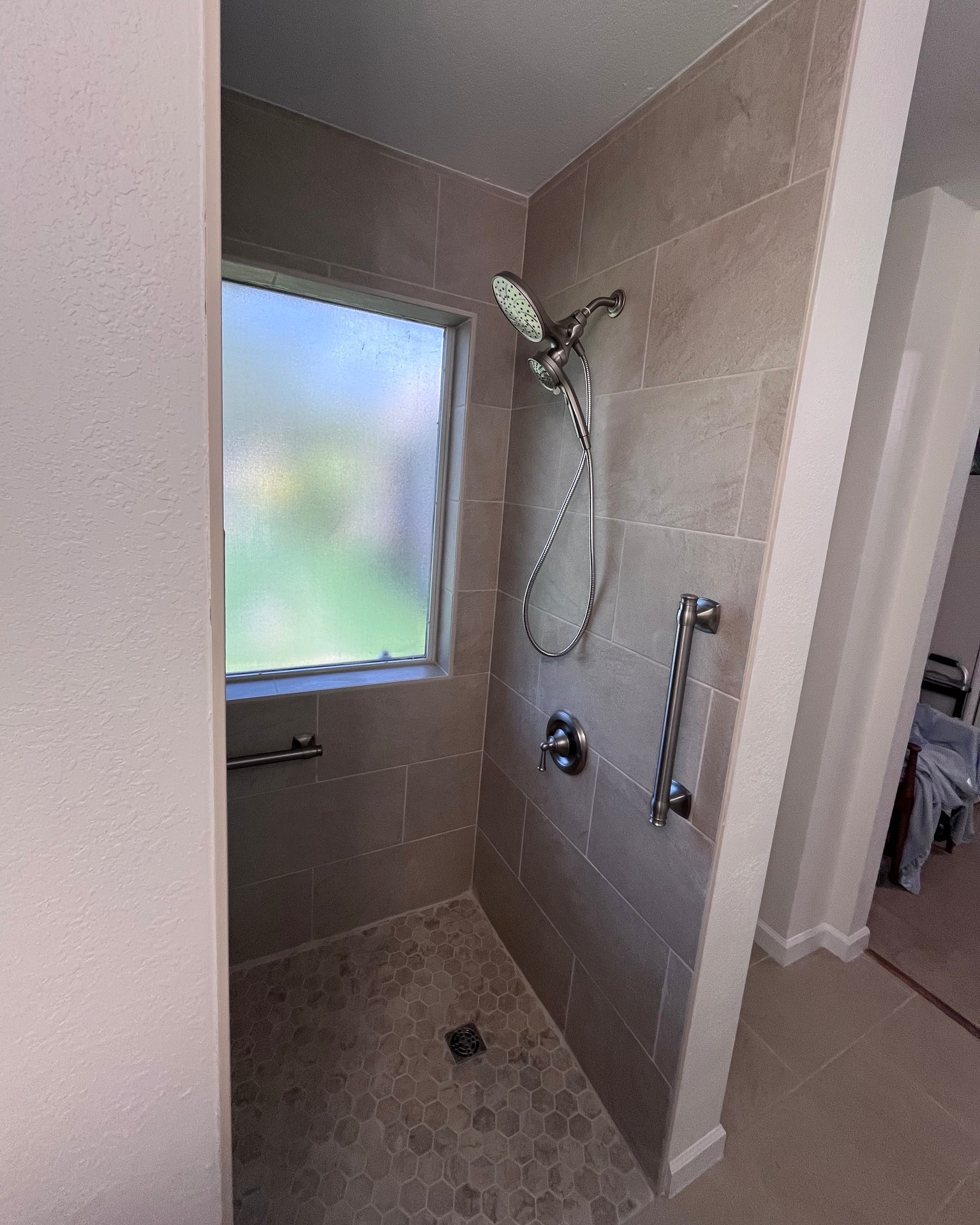 Bathroom with Grab Bars